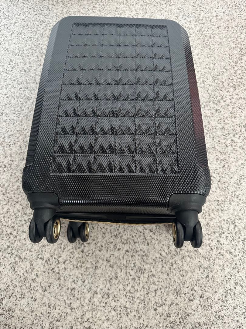 サムソナイト　samsonite スーツケース　キャリーバッグ　機内持ち込みok