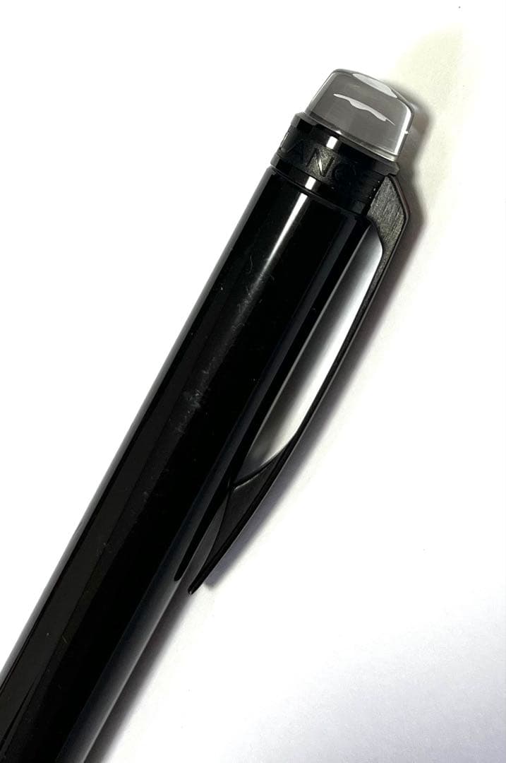 モンブラン　ボールペン　スターウォーカー　黒のボールペン 赤アクセント