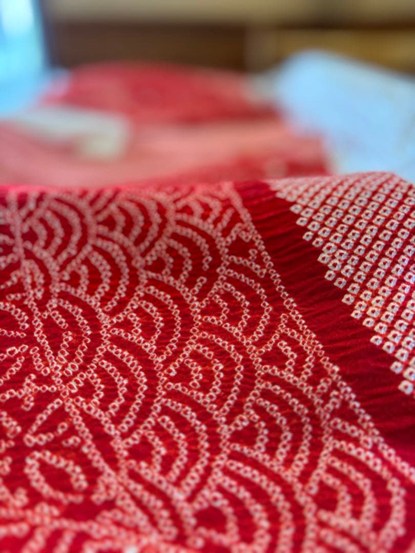 ことのは　七五三　7歳 総絞り赤い花柄刺繍の着物