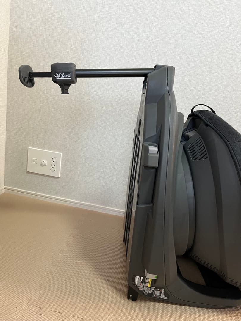 R コンビ チャイルドシートTHE S ISOFIX ZA-670 グレー