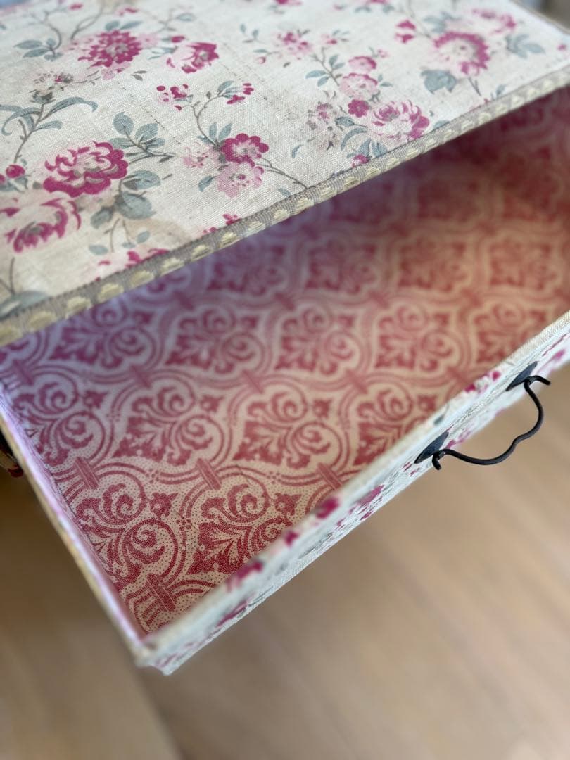 フランスアンティークカルトナージュドゥロワー花柄引き出し抽斗