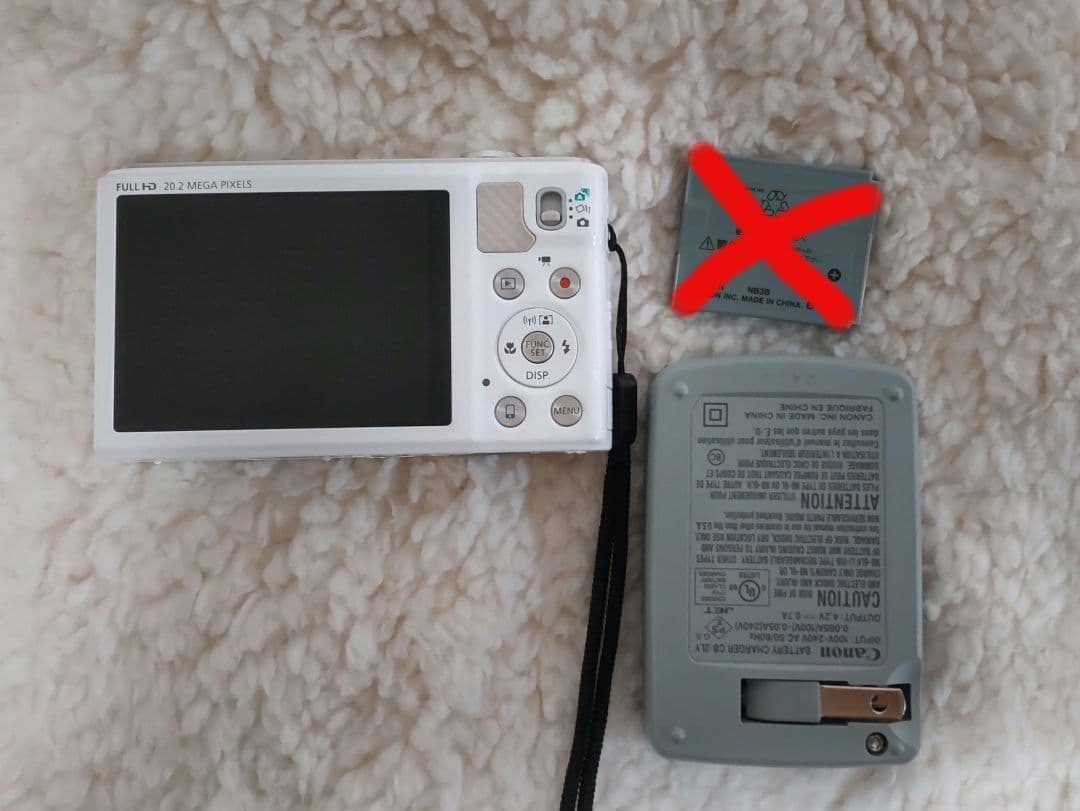 デジカメ【Canon SX610HS ホワイト 本体と充電器】