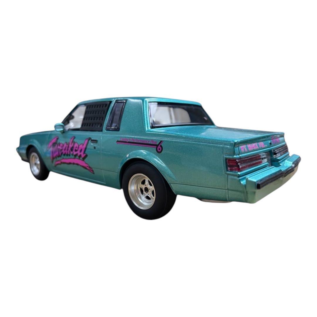 ミニカー GMP 1/18 Buick Regal Grand National