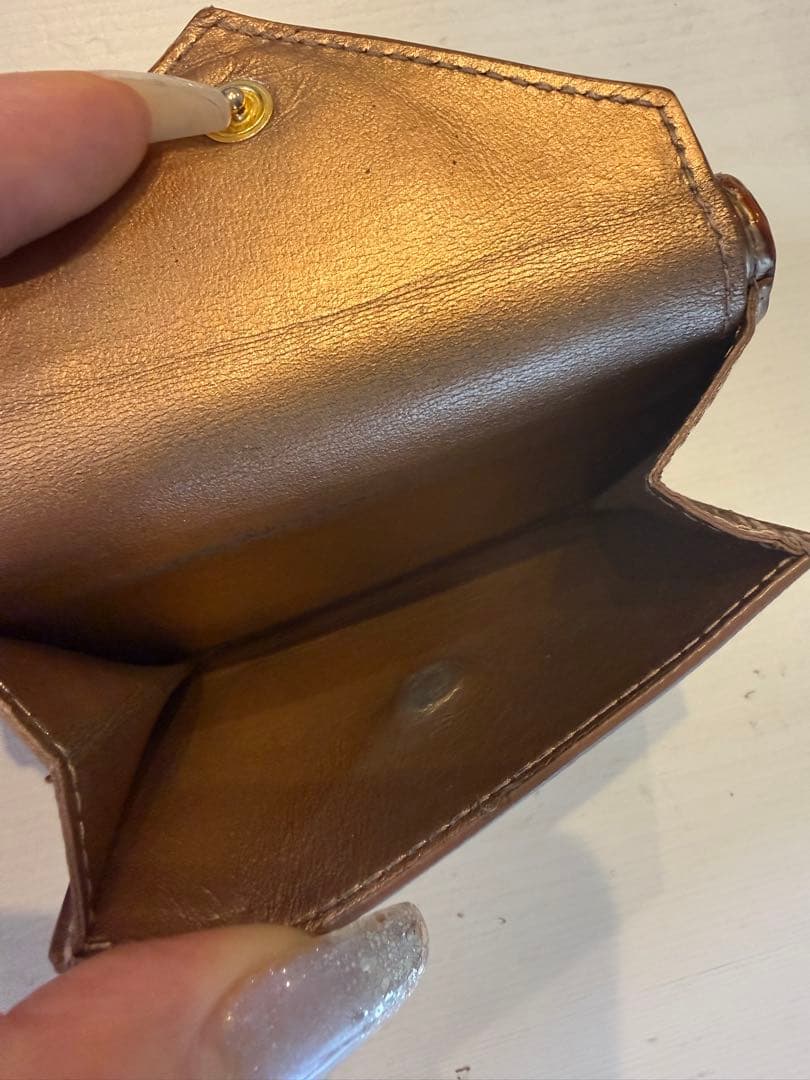 PRADA ゴールドレザー 三つ折り財布