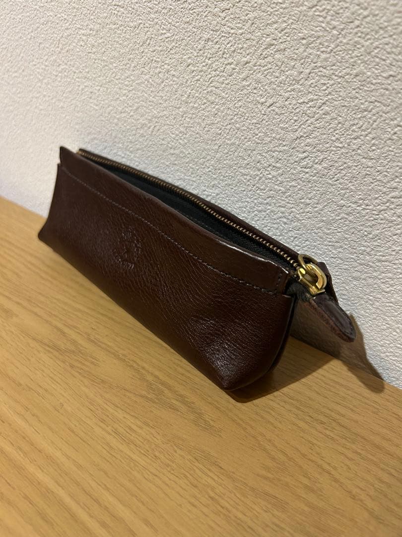 【新品】イルビゾンテ　レザーペンケース