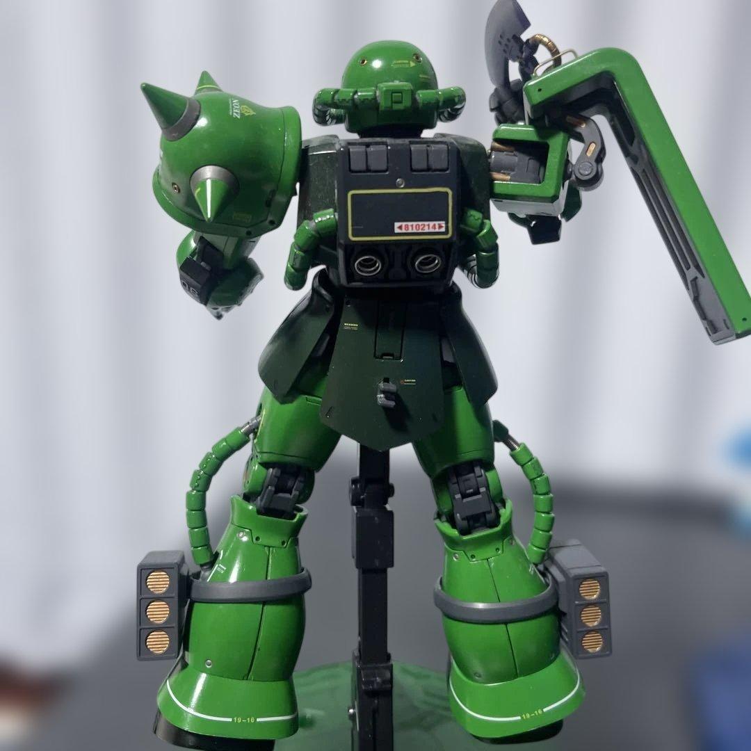 MG1/100ロバート・ギリアム専用ザクⅡと MG量産型ザクⅡの2体セット