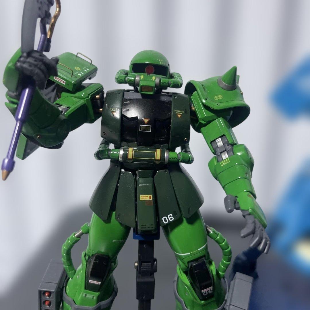 MG1/100ロバート・ギリアム専用ザクⅡと MG量産型ザクⅡの2体セット