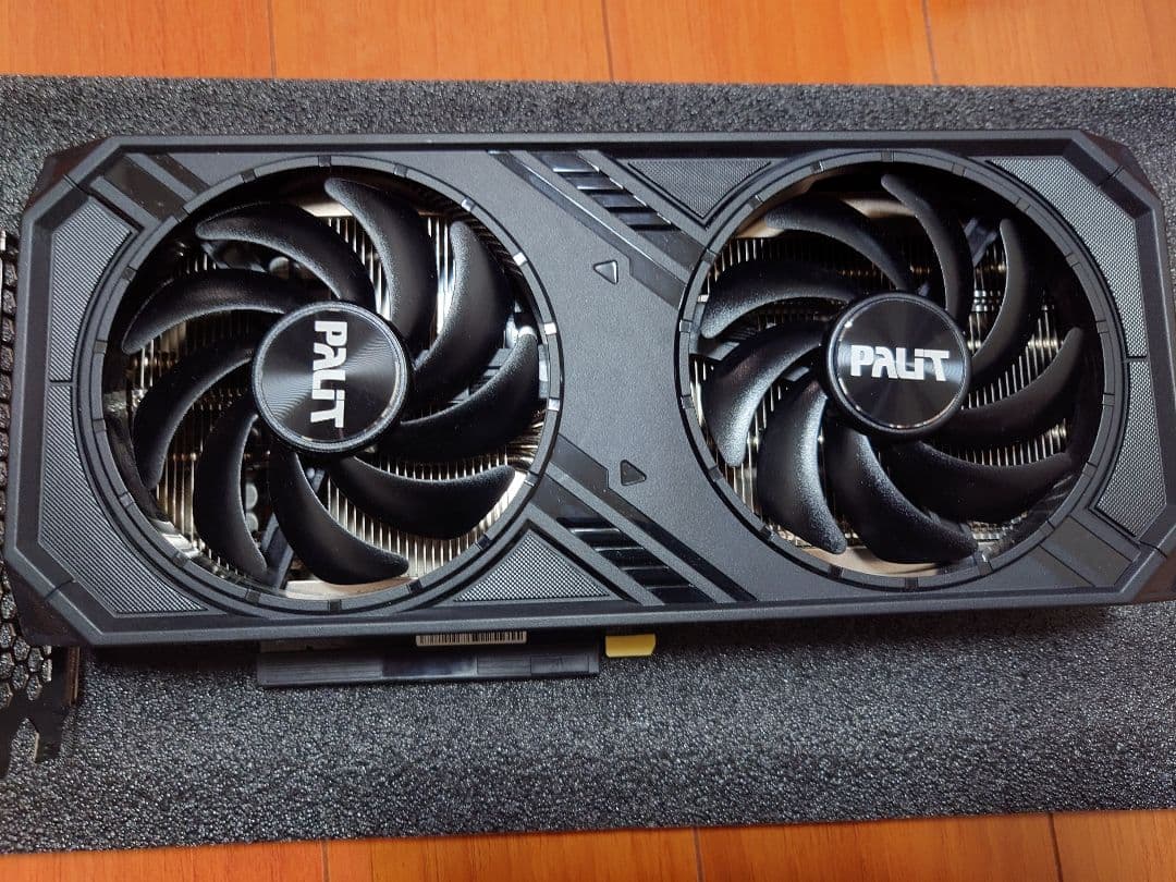 グラフィックボード・グラボ・ビデオカード Palit GeForce RTX 4070 SUPER Dual 12GB