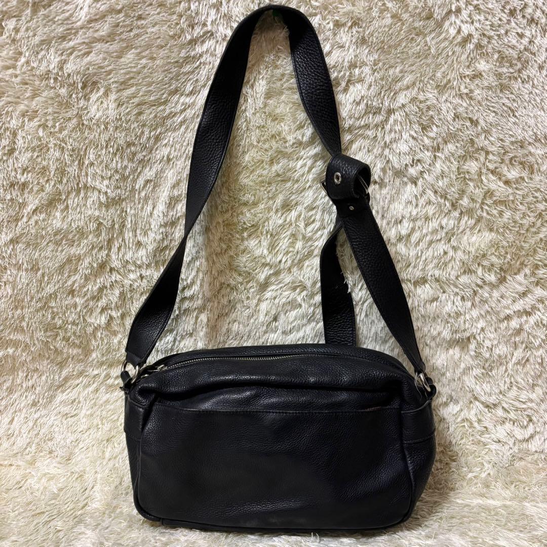 【美品】 ヴィヴィアンウエストウッド ショルダーバッグ レザー 黒 オーブ