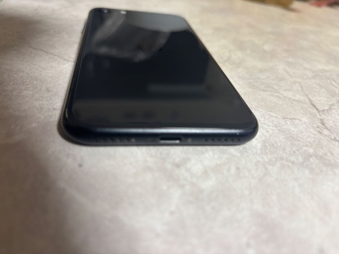 Apple iPhone (ブラック) 本体