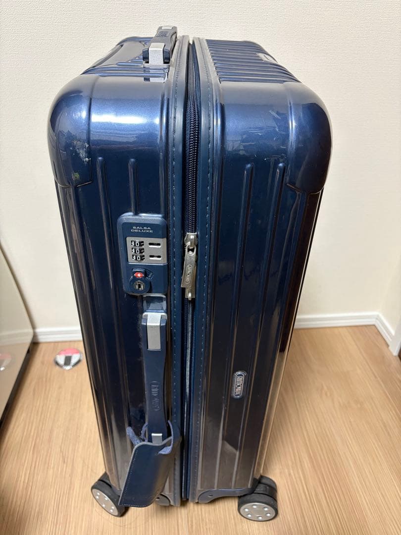 リモワ　キャリーケース　チェックインM
