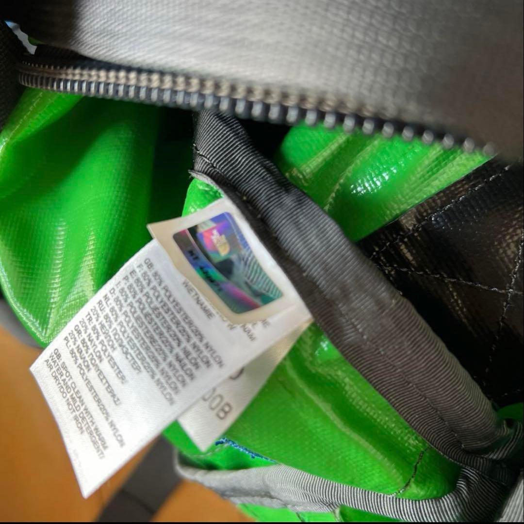 ノースフェイス　ボストンバッグ　スポーツバッグ　リュック　ロゴ入り　旅行　大容量