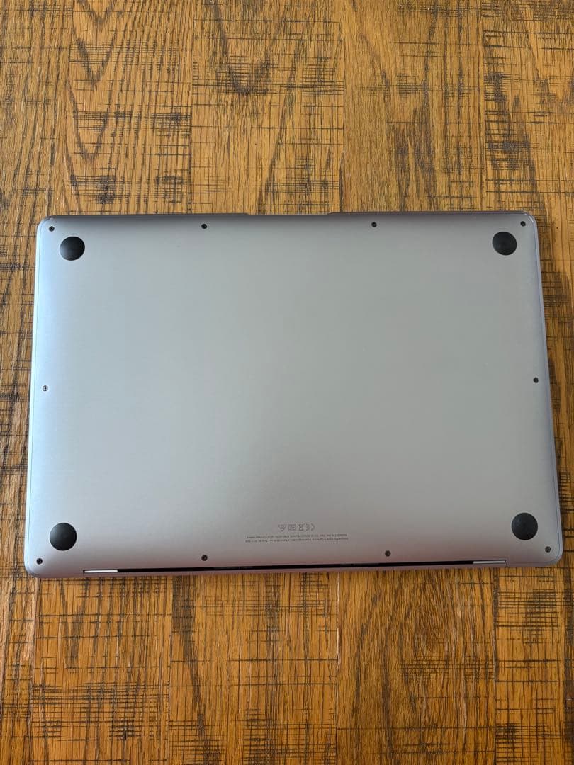 Apple MacBook air 2020 13インチ