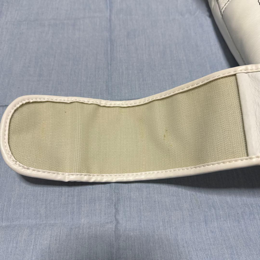 グローブ　16oz　TWINS スパーリンググローブ 【ホワイト】