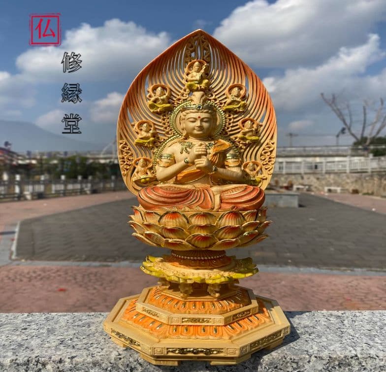 【修縁堂】新作　仏教工芸品　木彫仏像 彩金 彩金 彩繪 大日如来座像