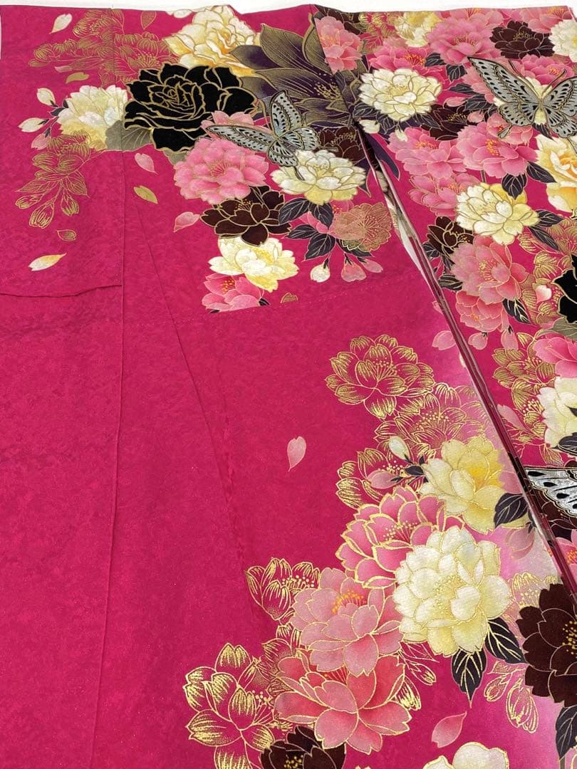 振袖 豪華 銀通し 刺繍 金彩 紋意匠 薔薇 身丈159cm パールトーン加工済