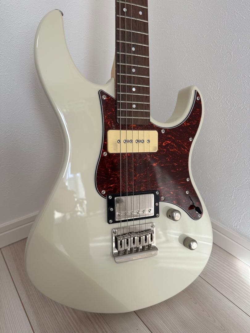 Yamaha PACIFICA ホワイト エレキギター