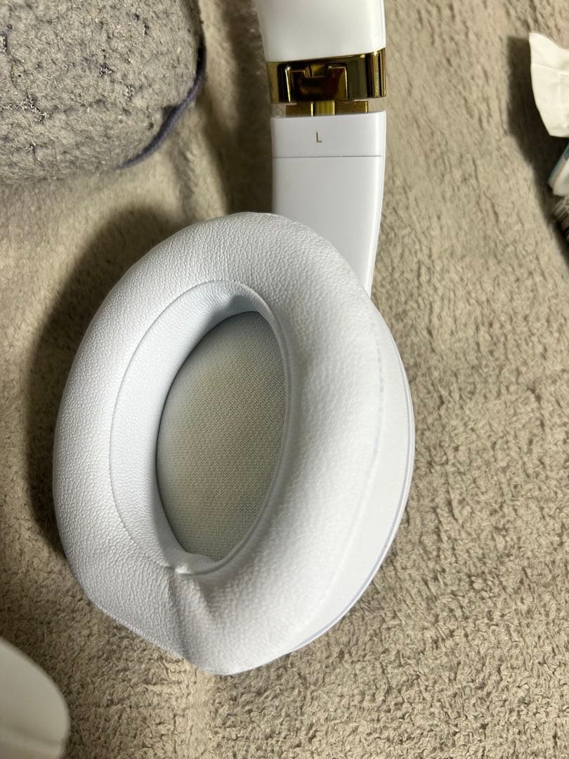 Beats Studio3 ワイヤレスヘッドホン ホワイト