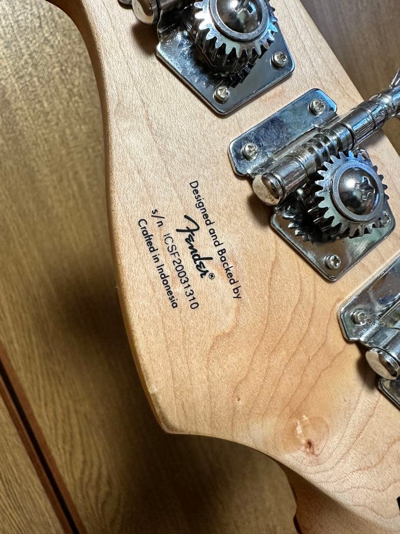 Squier ジャズベース Fender