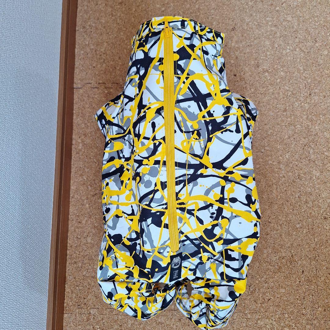 犬用レインスーツ