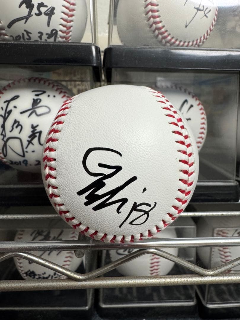 千葉ロッテマリーンズ 石垣元気 18 直筆サインボール ドラフト1位 立石正広