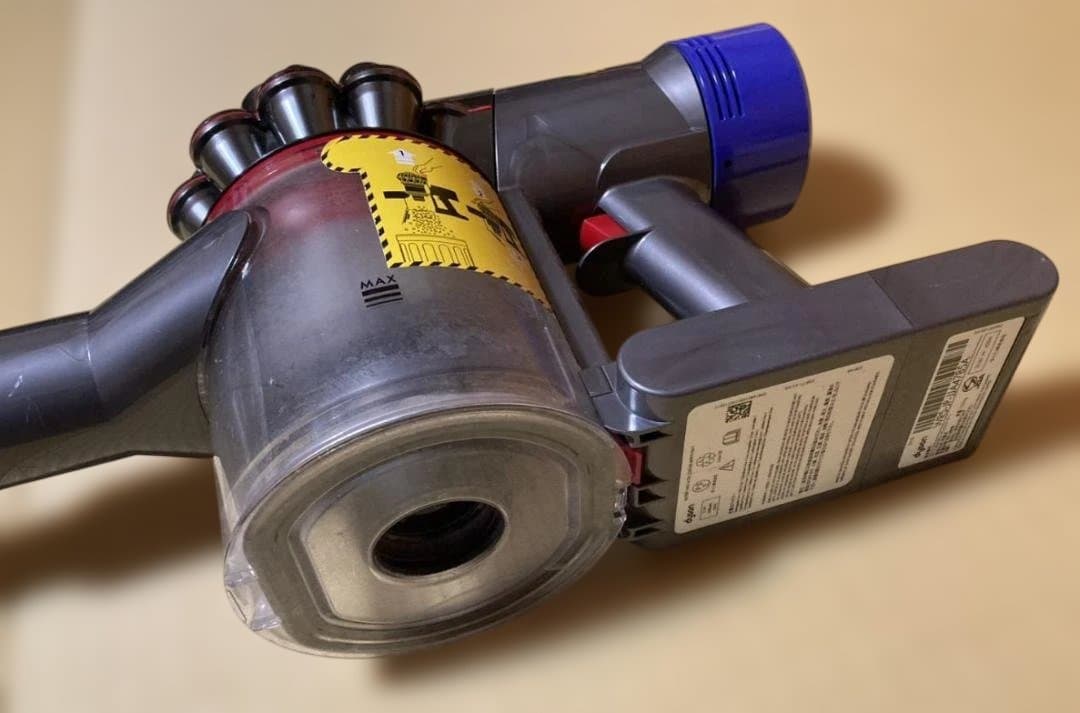 ダイソン　dyson　掃除機　ジャンク　クリーナー　ハンディ　コードレスSV10