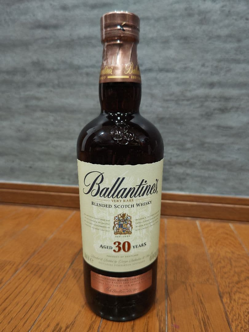 正規品　Ballantine's 30年 ウイスキー 700ml