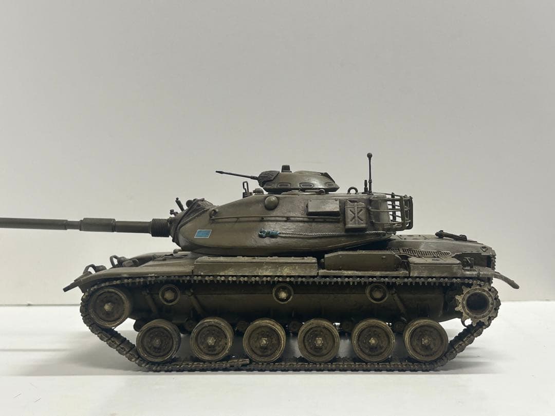 タミヤ　1/35 M60A1 完成品　戦車　模型　プラモデル　イタリア