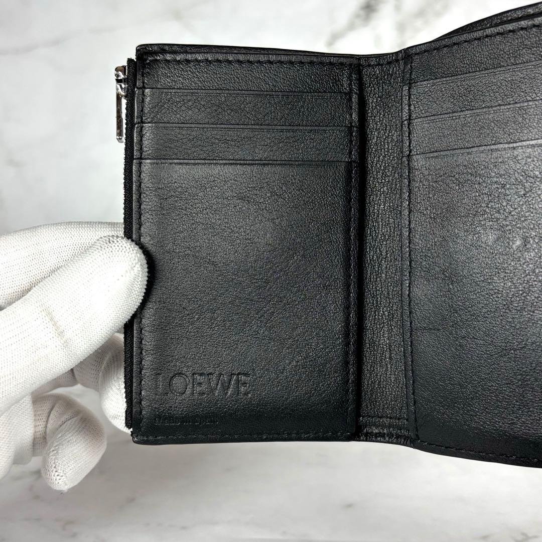 ロエベ　アナグラム　トライフォールドウォレット　三つ折り 財布