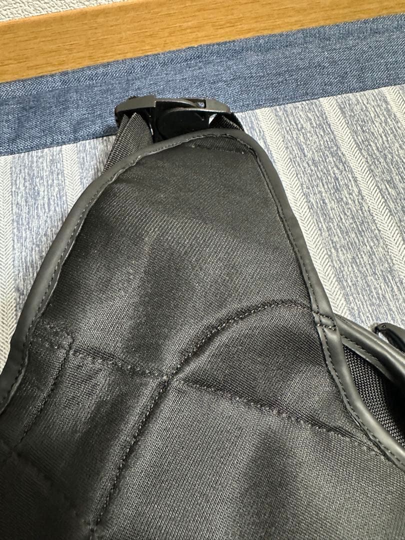 クシタニ　レッグバッグ　ブラックアウト