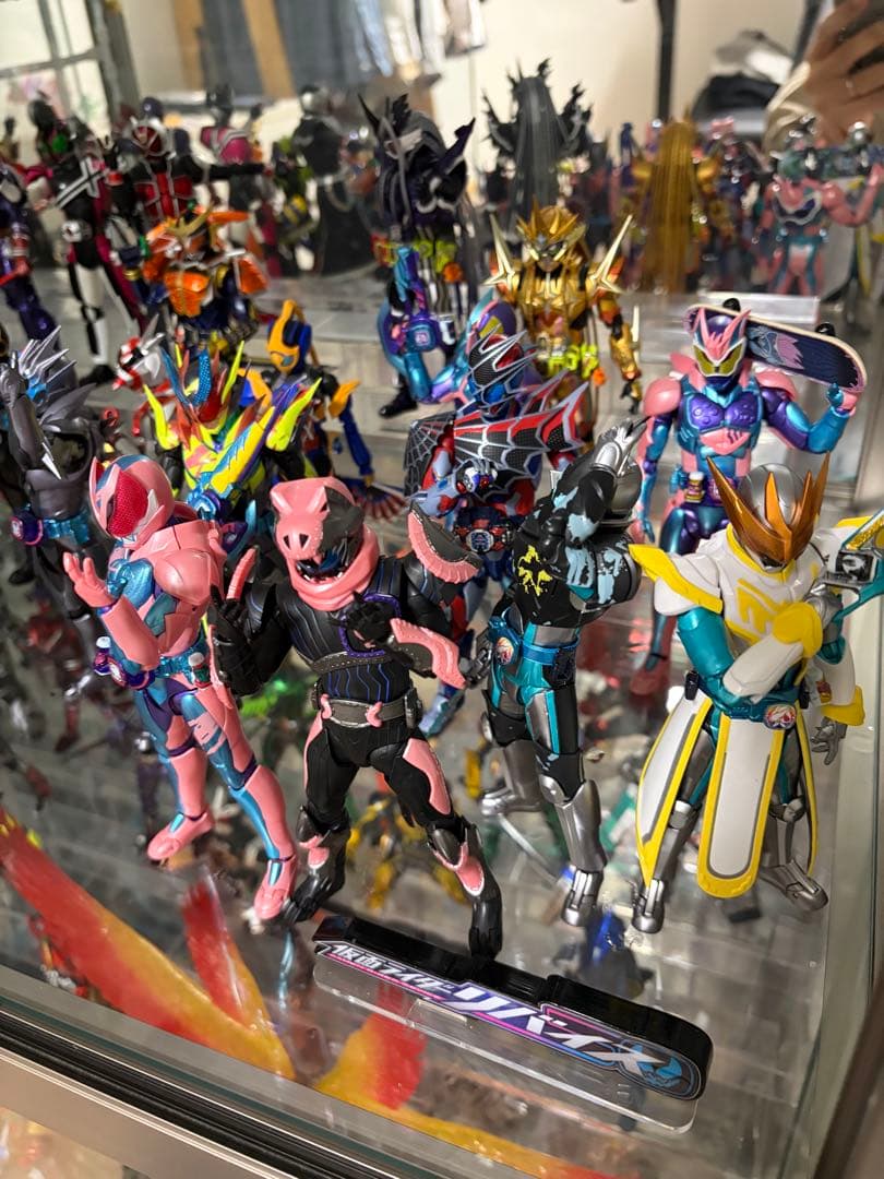 仮面ライダーリバイス　フィギュアーツ　まとめ売り