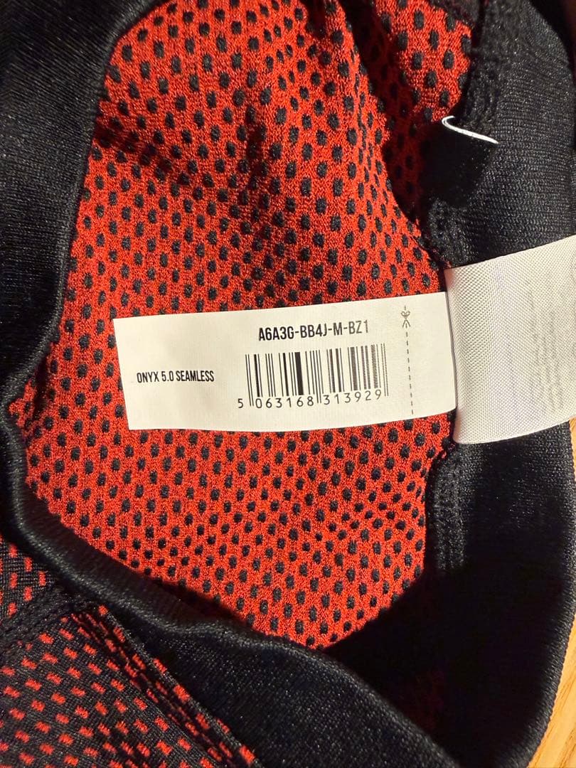  onyx v5 Red Mサイズ　コンプレッション　新品未使用