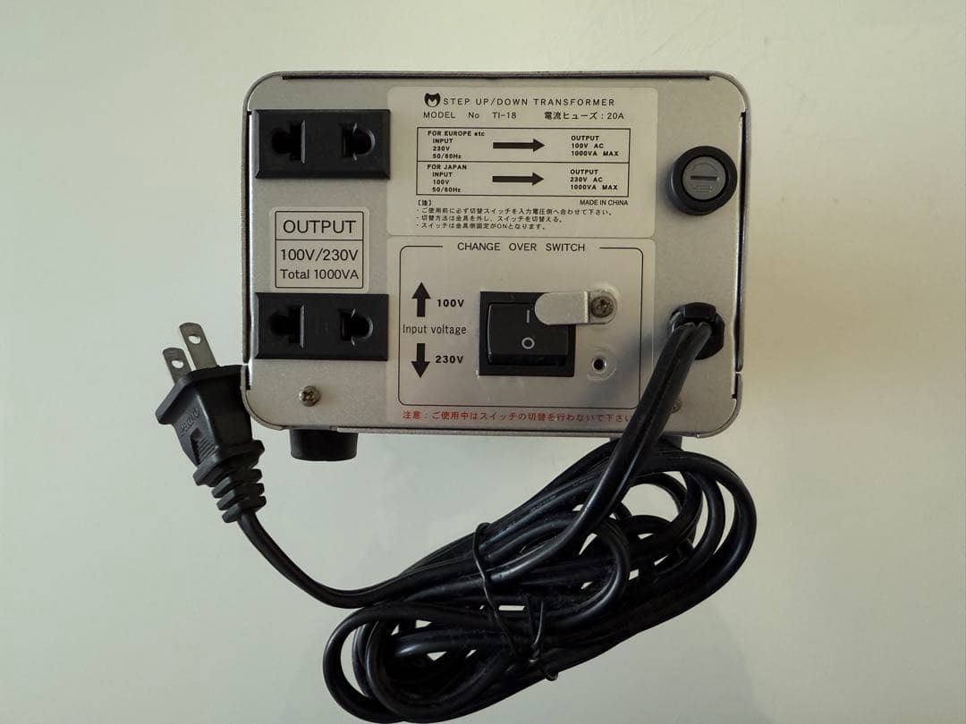 TI-18 変圧器 1000VA