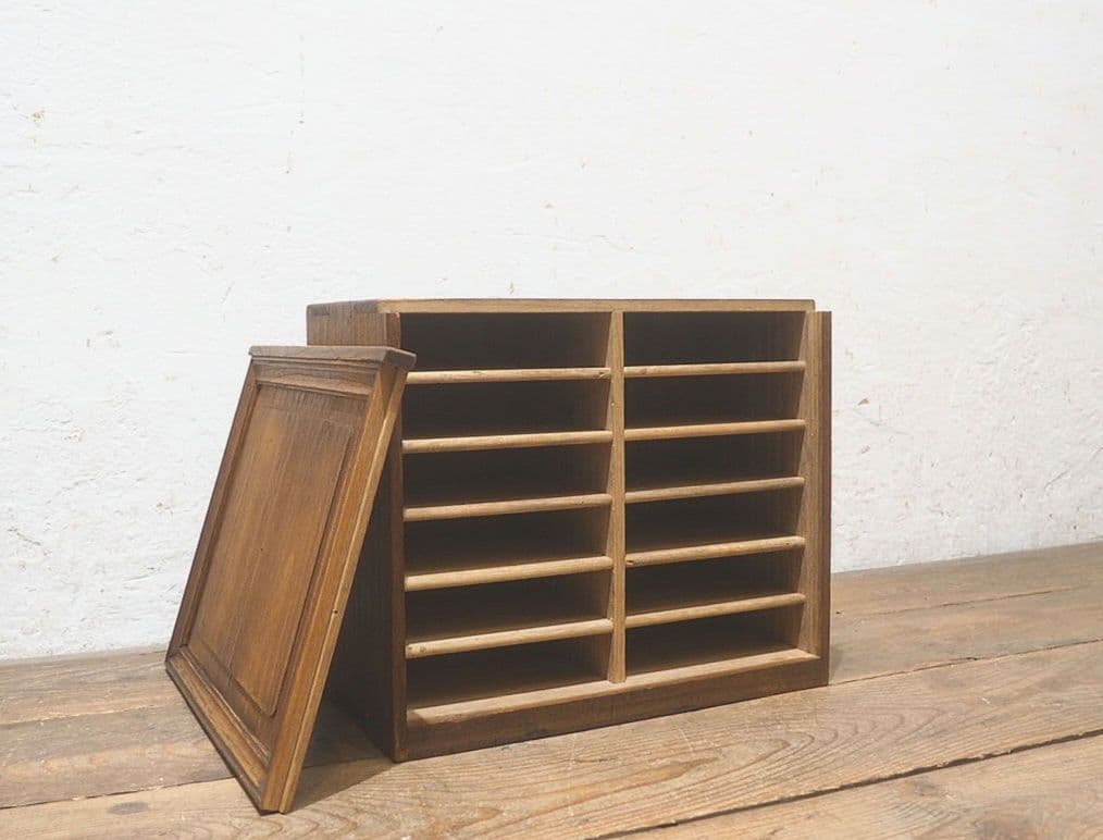 1378 ケンドン扉 レトロな桐の収納棚　ケース　古家具　古道具　アンティーク