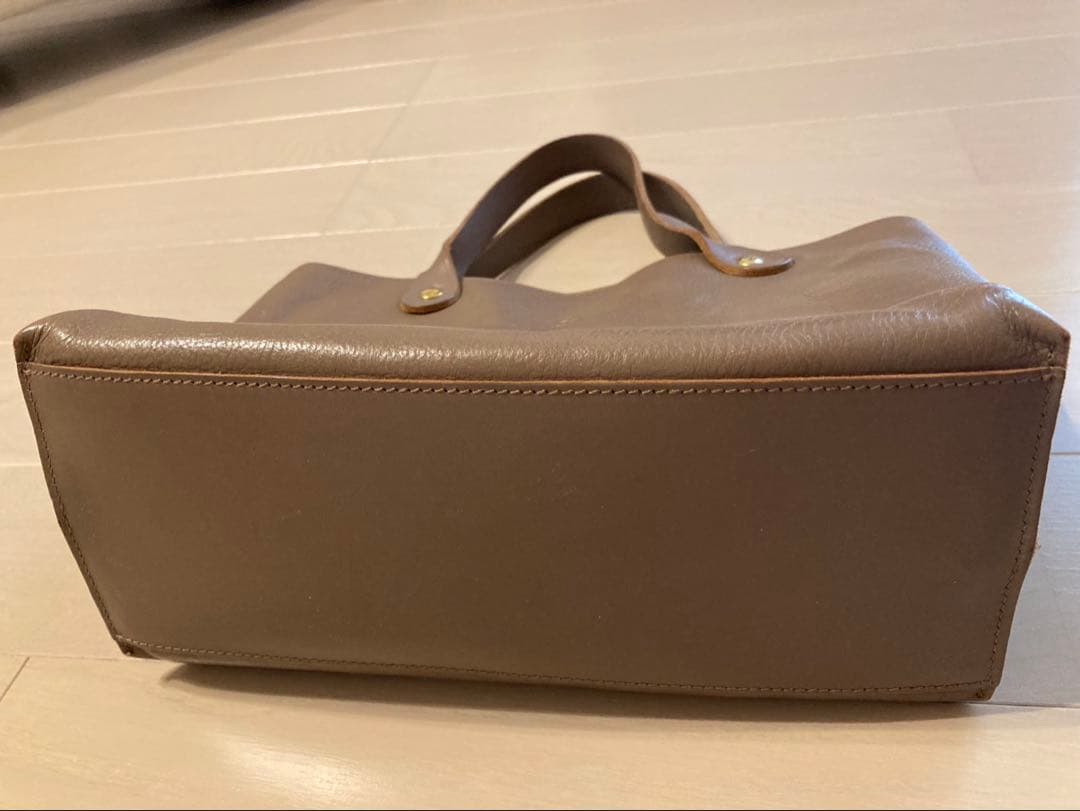 IL BISONTE イルビゾンテ　ハンドバッグ　グレージュ