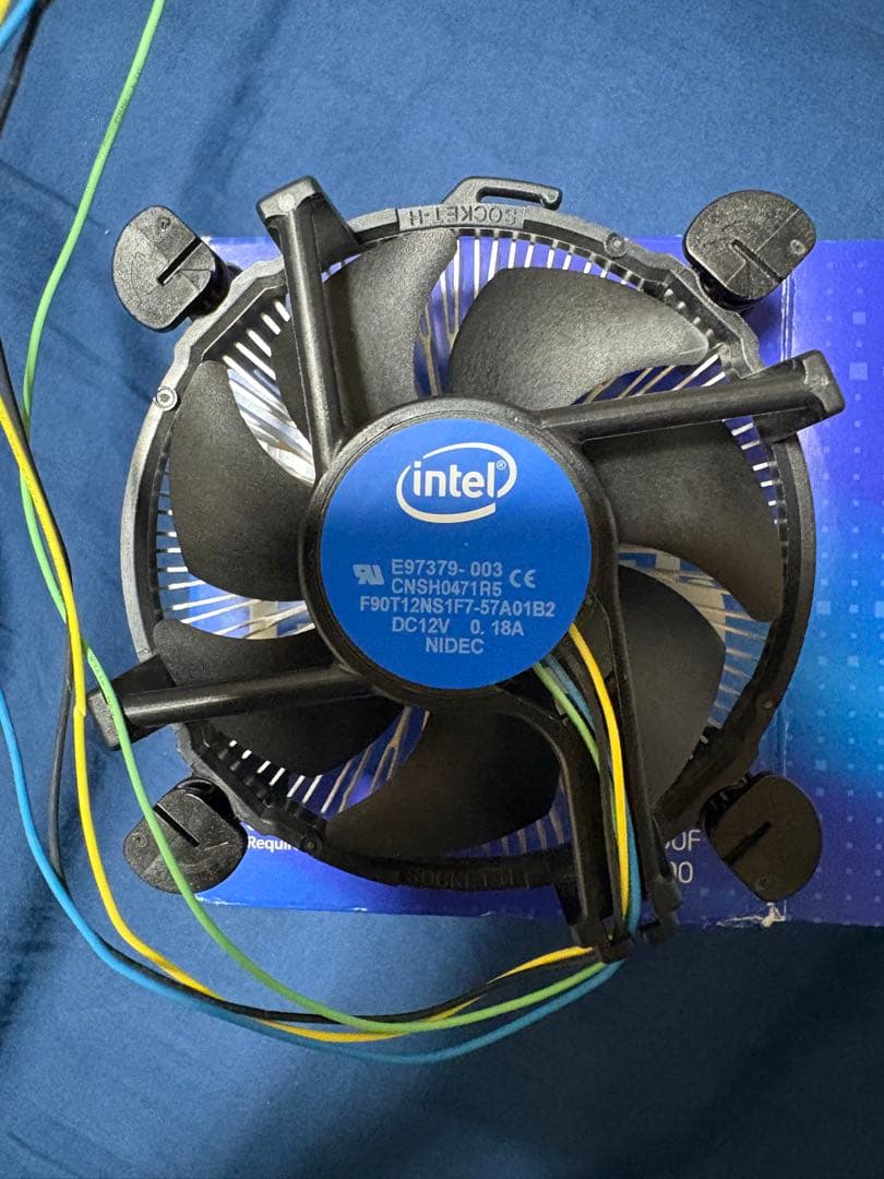 i5 10400F クーラー付き