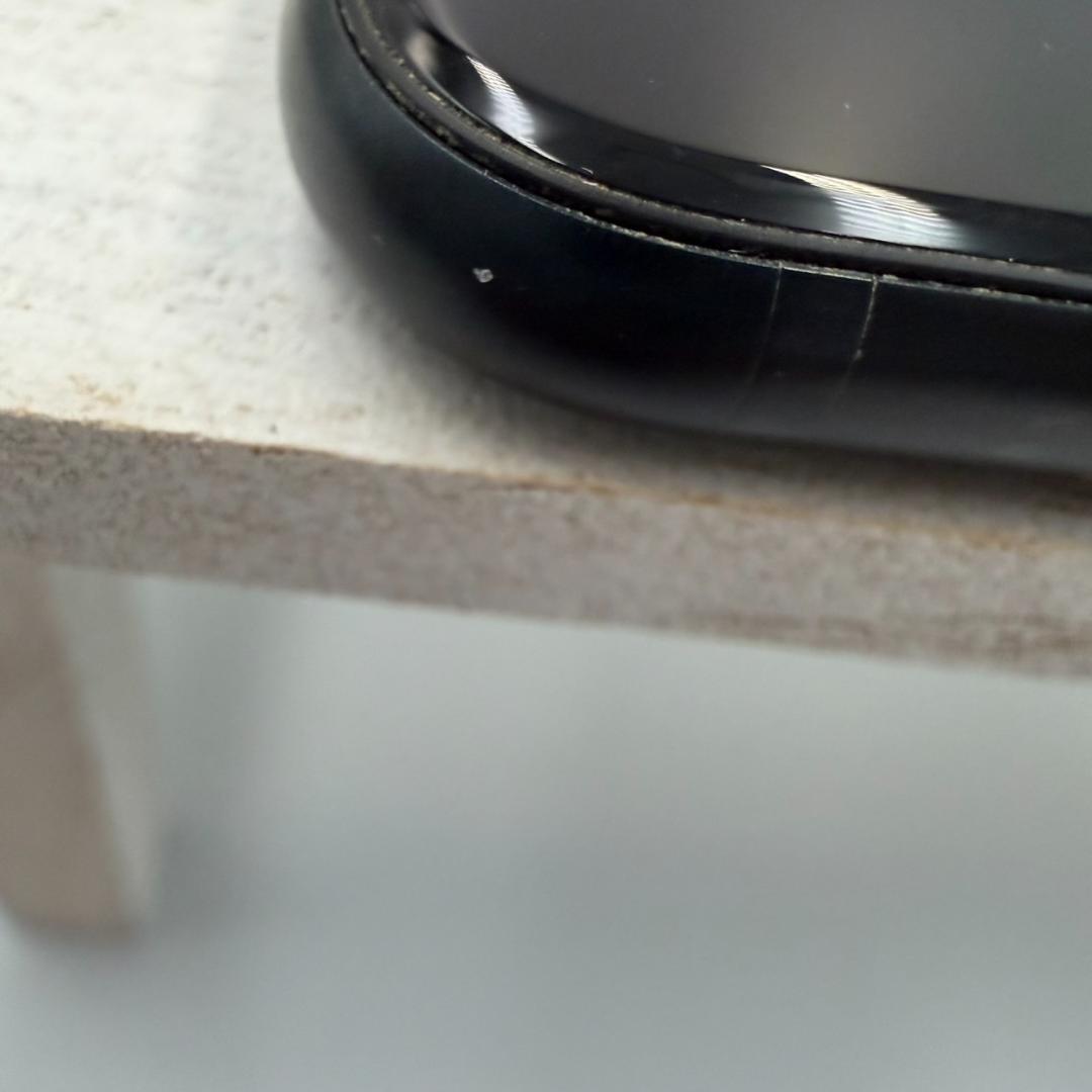 iPhone SE第3世代 64GB ミッドナイト 320