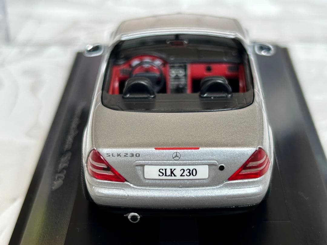 レア メルセデスベンツ SLK 230初期 1/43 ミニカー モデルカー