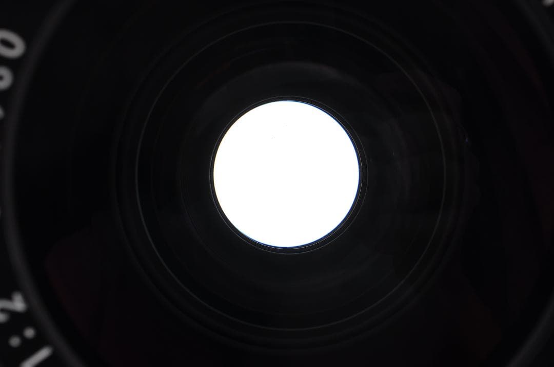 NIKON AIS NIKKOR 28mm F2 マニュアル レンズ @4431