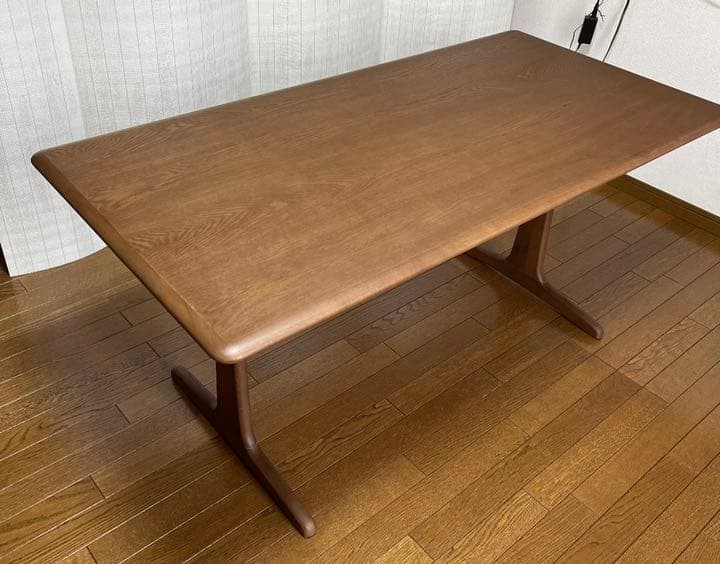 CRASH GATE リビングダイニングテーブル