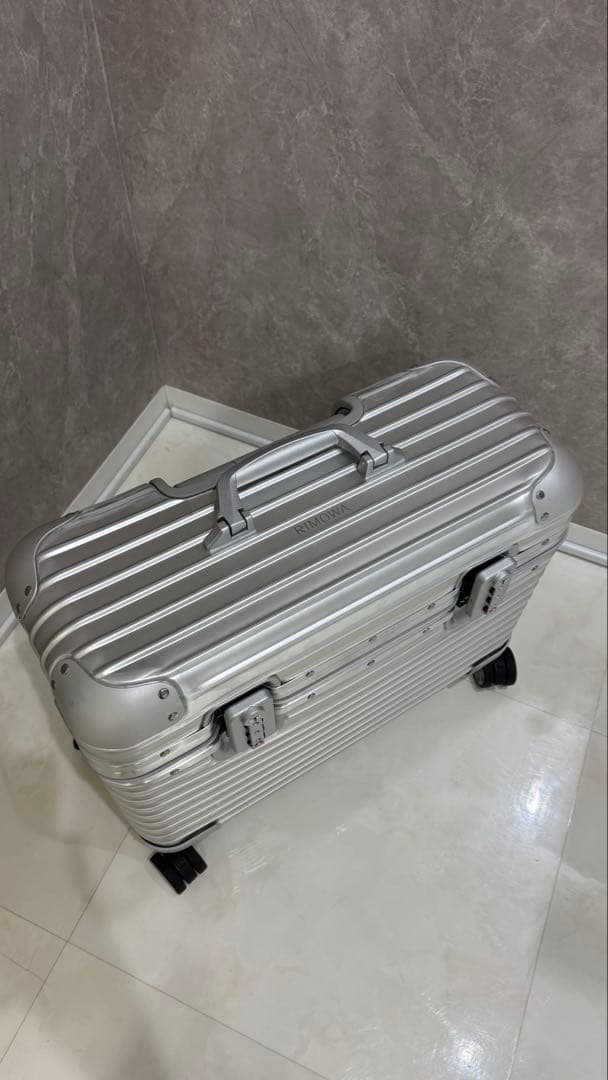 2025 RIMOWA リモワ ORIGINAL PILOT パイロット