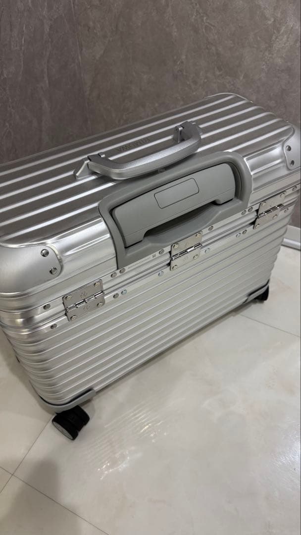 2025 RIMOWA リモワ ORIGINAL PILOT パイロット