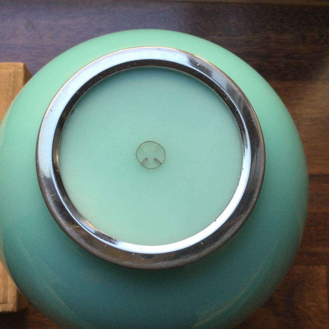 安藤七宝店製、青玉釉唐草文花瓶、一輪挿し、箱付き