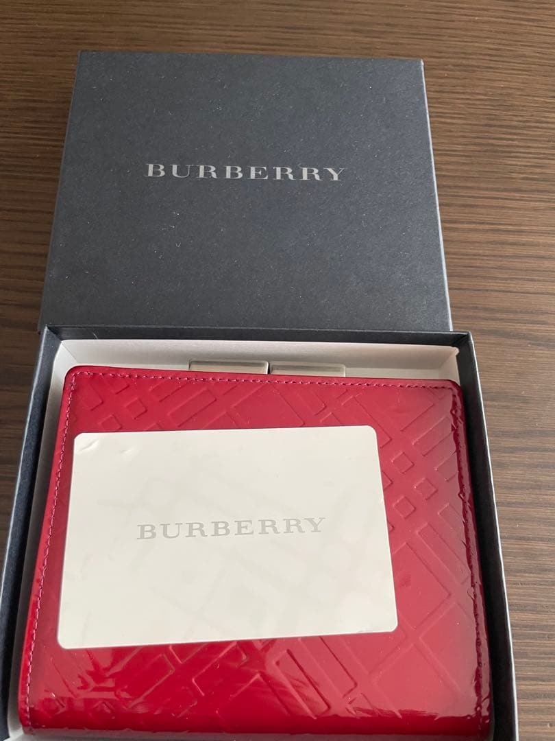【美品】BURBERRY レザー 二つ折り財布 レッド