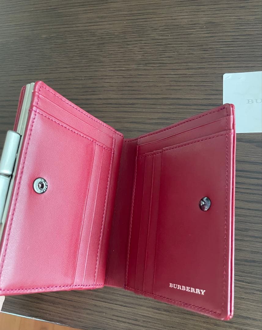 【美品】BURBERRY レザー 二つ折り財布 レッド