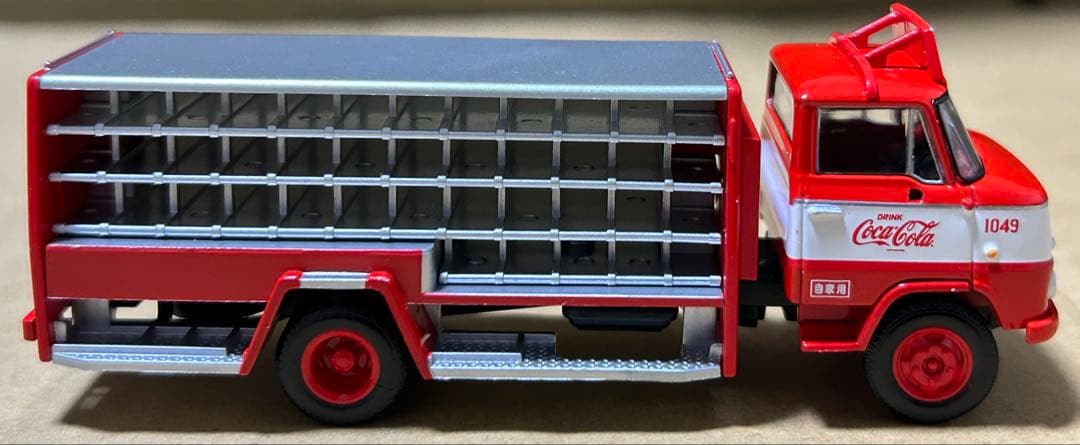 トミカリミテッドヴィンテージ コカコーラ 2台セット