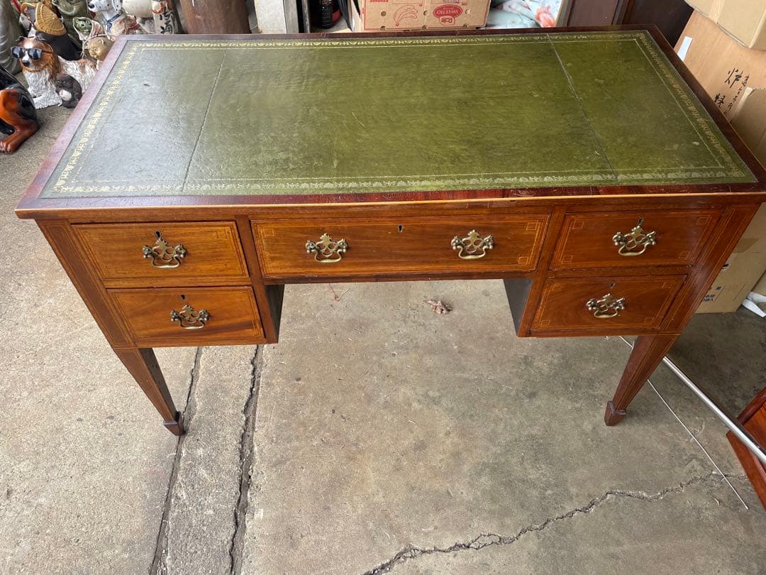 イギリス　書斎机　デスク マホガニー材 アンティーク　デスク　両袖　クラシック