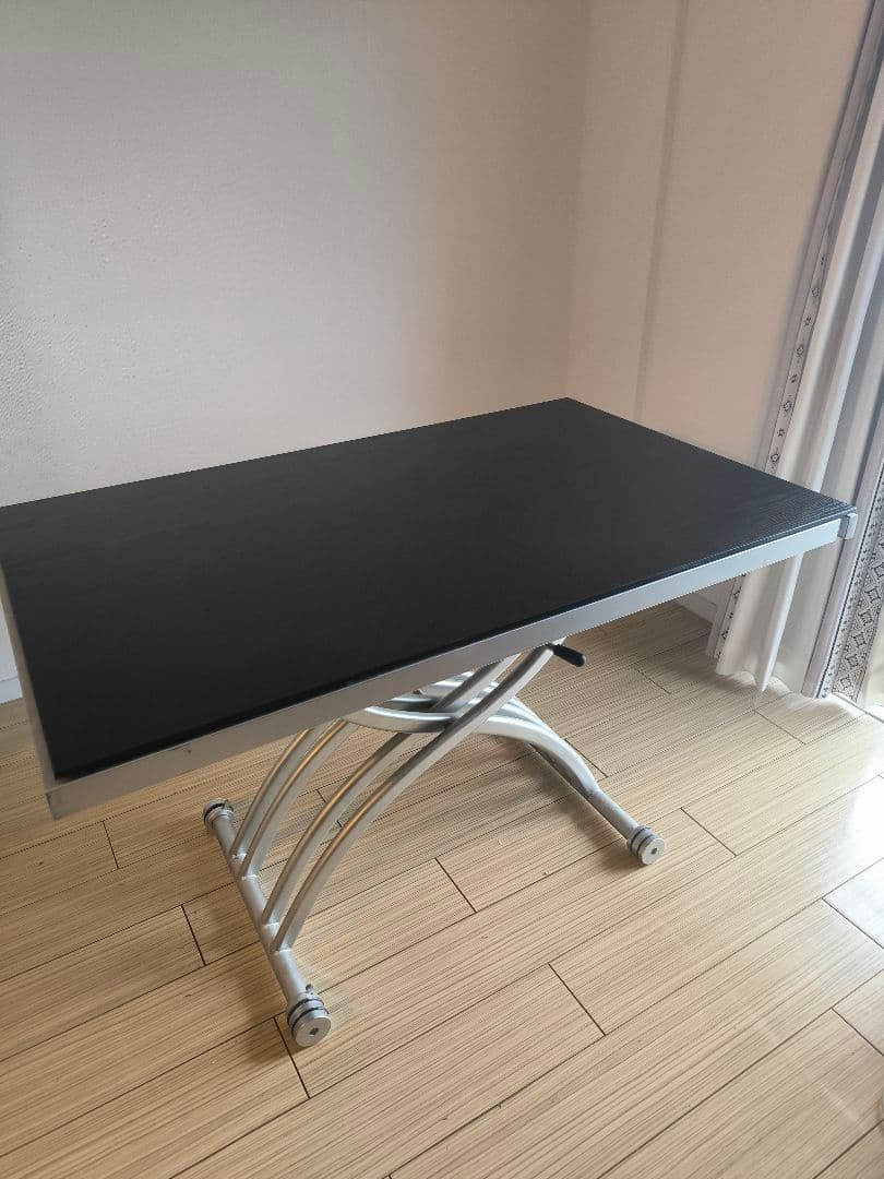 東京インテリア購入　折りたたみ式昇降ダイニングテーブル　ブラックガラス