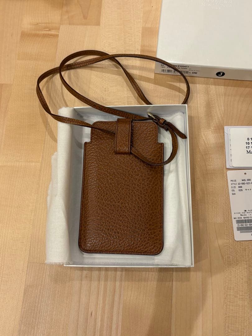 マルジェラ　スマホショルダー