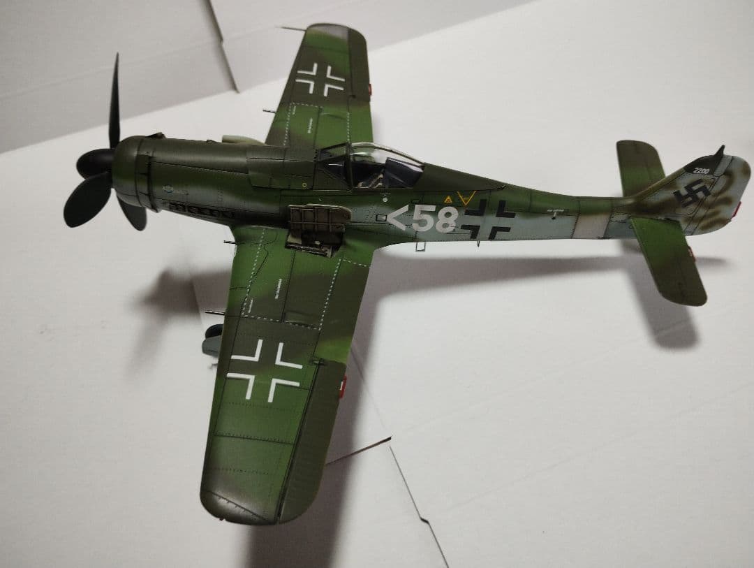 プラモデル完成機　1/48　フォッケウルフ(1)